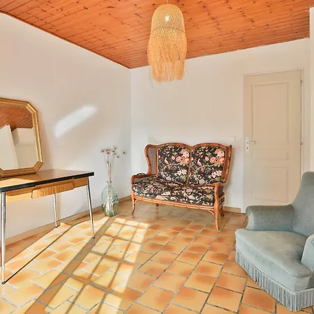 Maritime Between And Forest * Longeville-sur-Mer