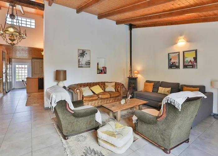 Maritime Between And Forest * Longeville-sur-Mer