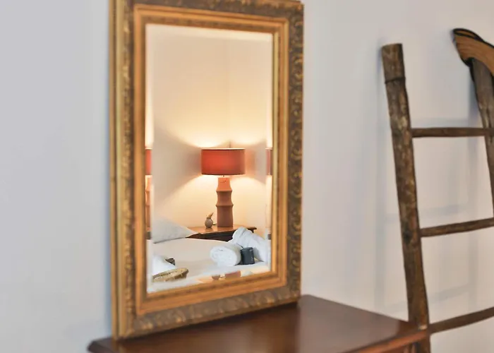 Maritime Between And Forest Willa *