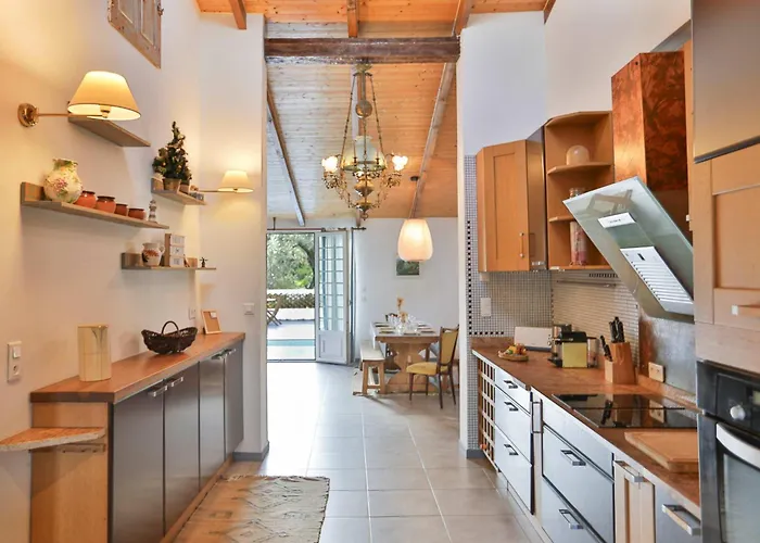 Вилла Maritime Between And Forest *